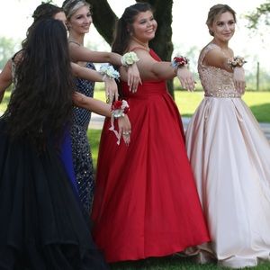 red prom dress!!